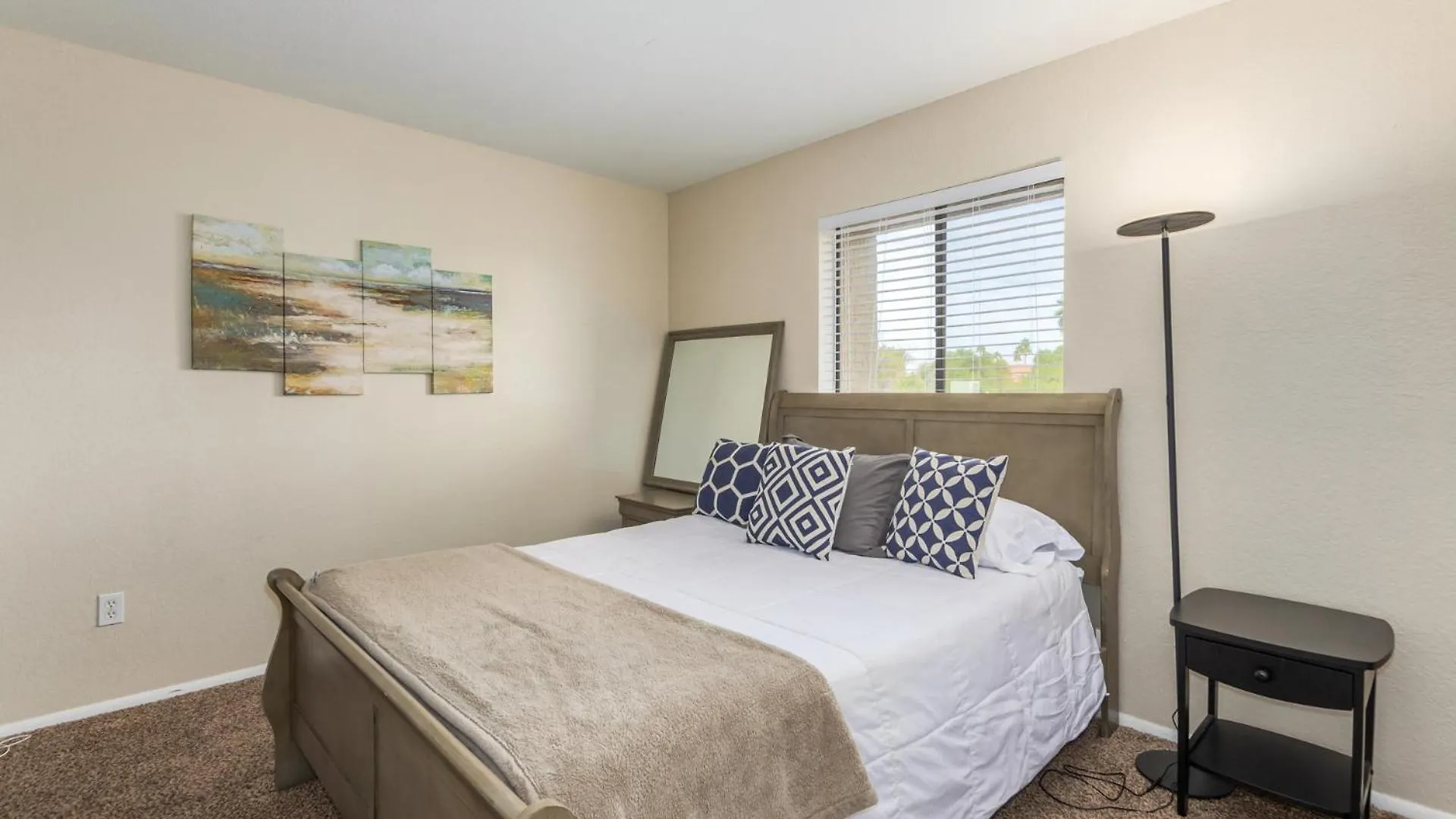 Greenbelt Condo-Patiopooltennisold Town 5Min Scottsdale USA